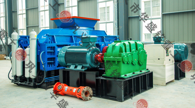 大型砂石廠對(duì)輥破碎機(jī)_大型砂石廠對(duì)輥破碎機(jī)價(jià)格_砂石廠對(duì)輥破碎機(jī)型號(hào)
